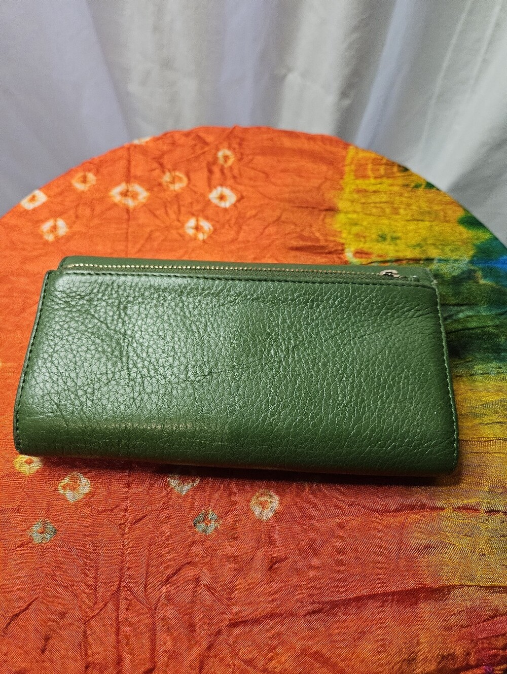 DKNY Vintage Green Pebbled Leather Snap-Flap Wallet With Minor Imperfections - Picture 2 of 11